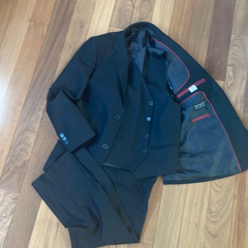Bocaccio black 3 piece suit. Size 14